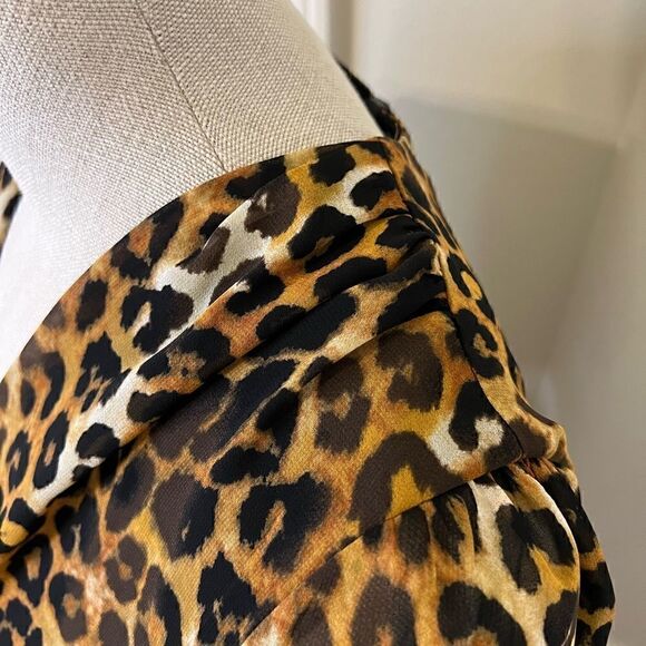 Express Leopard Print Dress. NWT Size Small - Picture 4 of 9